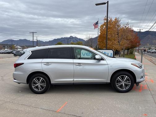 2019 INFINITI QX60 Pure