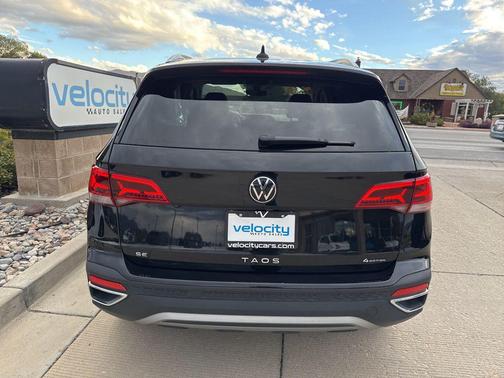 2024 Volkswagen Taos 1.5T SE