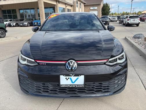 2022 Volkswagen Golf GTI 2.0T SE DSG