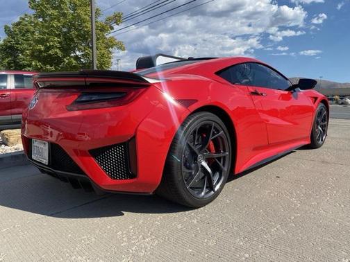 2017 Acura NSX Coupe