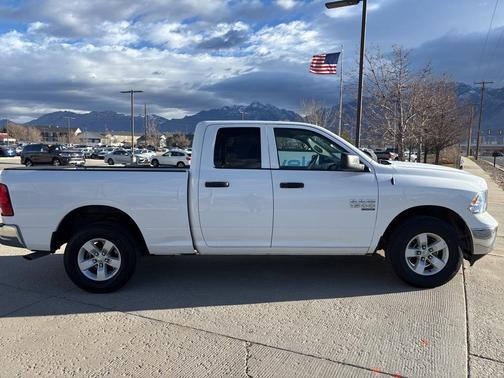 2024 RAM 1500 Classic SLT