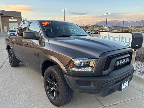 2024 RAM 1500 Classic Warlock Crew Cab 4x4 5'7' Box