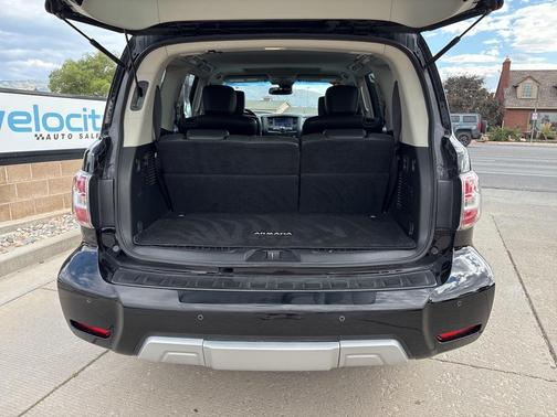 2017 Nissan Armada Platinum