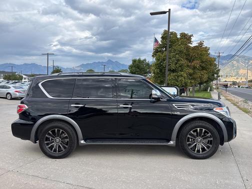 2017 Nissan Armada Platinum
