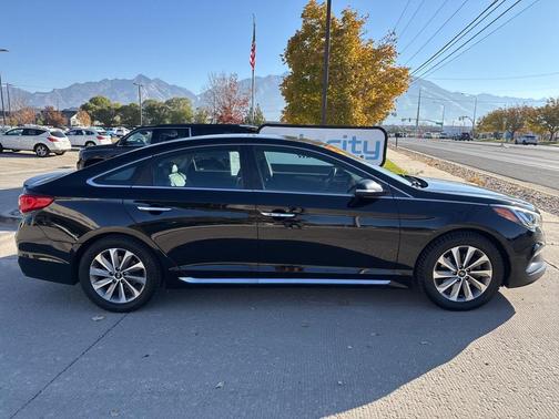 2017 Hyundai SONATA Sport