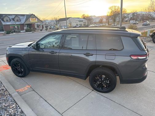 2024 Jeep Grand Cherokee L Altitude