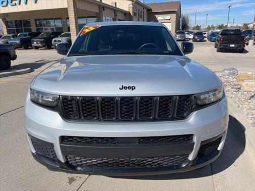 2023 Jeep Grand Cherokee L Altitude