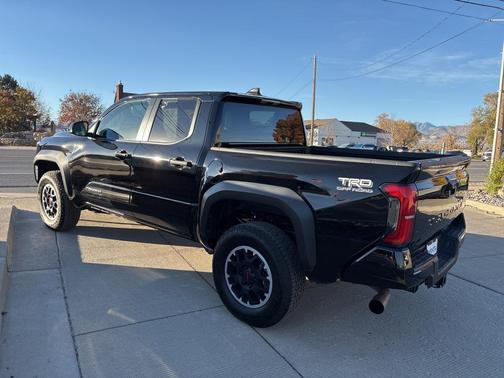 2024 Toyota Tacoma TRD Off-Road
