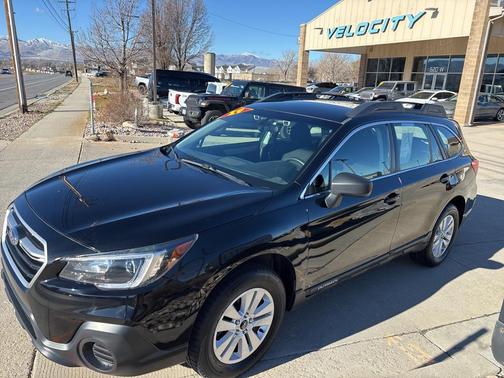 2019 Subaru Outback 2.5i