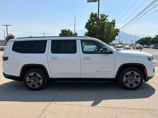 Bright White Clearcoat 2024 Jeep Wagoneer L Series II 4x4