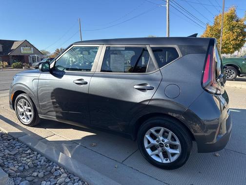 2023 Kia Soul LX