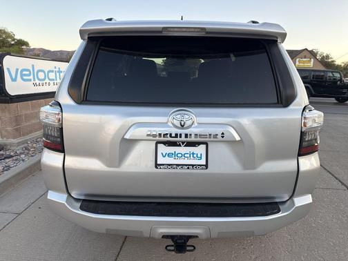 2022 Toyota 4Runner SR5