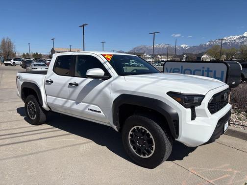 2025 Toyota Tacoma TRD Off-Road
