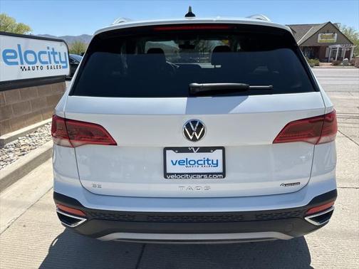2024 Volkswagen Taos 1.5T SE