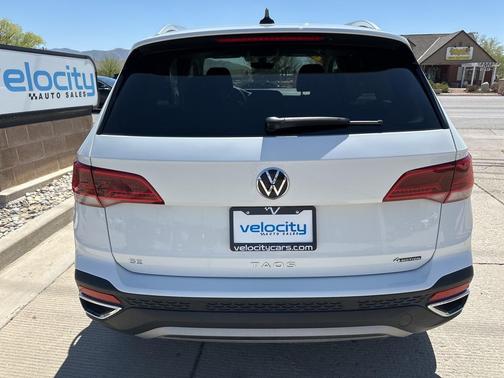 2024 Volkswagen Taos 1.5T SE