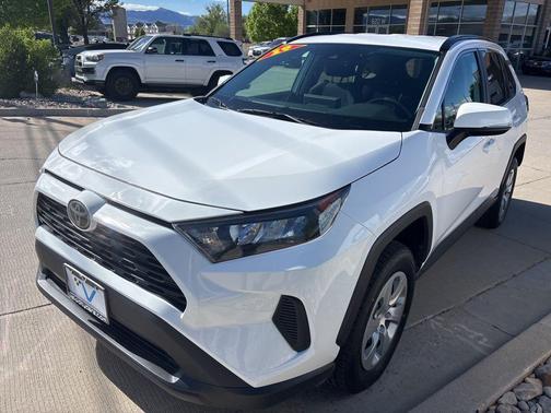 Super White 2019 Toyota RAV4 LE