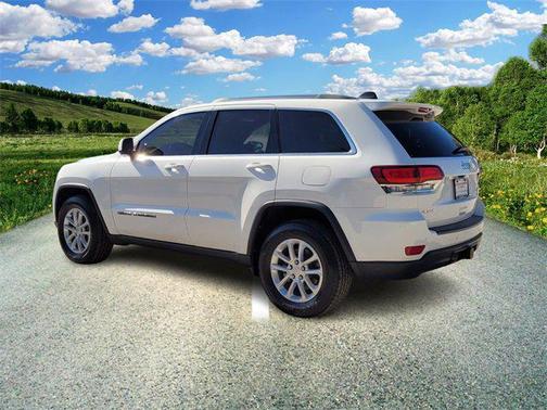 2021 Jeep Grand Cherokee Laredo E 4x4