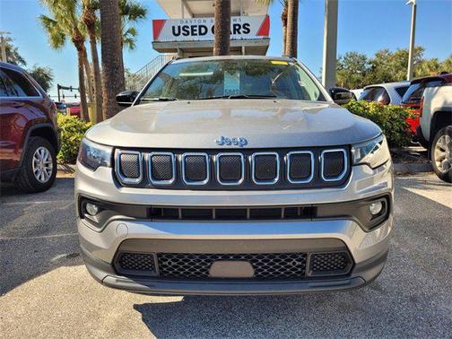 2022 Jeep Compass Latitude FWD