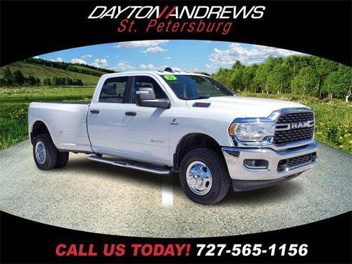 2023 RAM 3500 Big Horn Crew Cab 4x4 8 Box