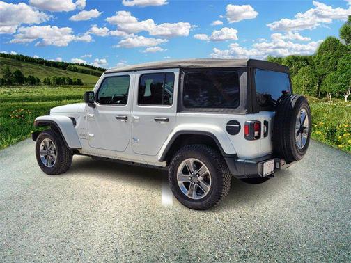 2023 Jeep Wrangler 4-Door Sahara 4x4