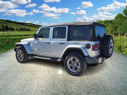 2022 Jeep Wrangler Unlimited Sahara 4x4