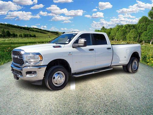 2024 RAM 3500 Big Horn Crew Cab 4x4 8 Box
