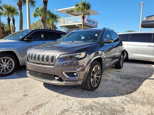 2019 Jeep Cherokee Overland FWD