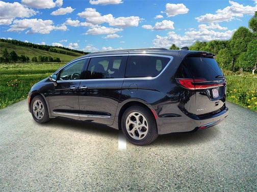 2022 Chrysler Pacifica Limited