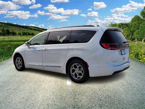 2022 Chrysler Pacifica Limited