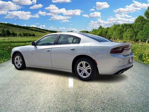 2022 Dodge Charger SXT RWD