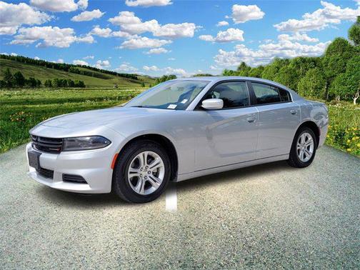 2022 Dodge Charger SXT RWD