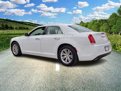 2016 Chrysler 300C 300C