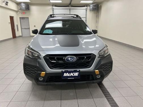 Ice Silver Metallic 2024 Subaru Outback WILDERNESS