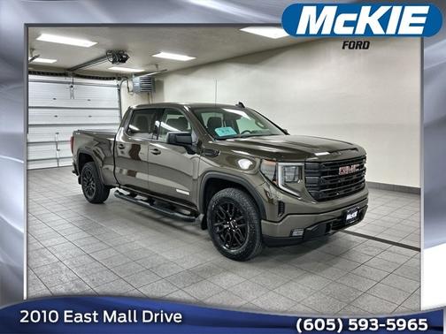 2023 GMC Sierra 1500 ELEVATION