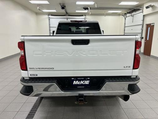 Summit White 2022 Chevrolet Silverado 3500 LTZ