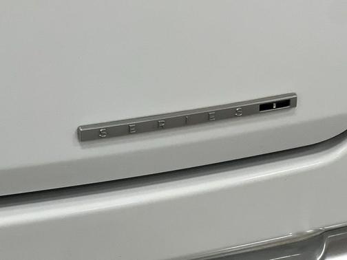 2022 Jeep Grand Wagoneer SERIES I