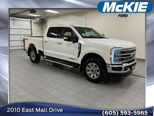 2023 Ford F-350 LARIAT SUPER DUTY