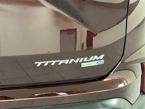 2020 Ford Edge TITANIUM