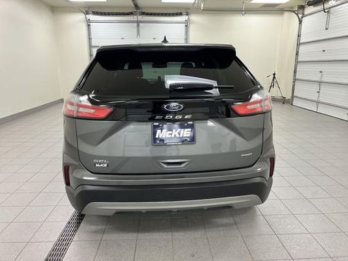CARBONIZED GRAY 2024 Ford Edge SEL