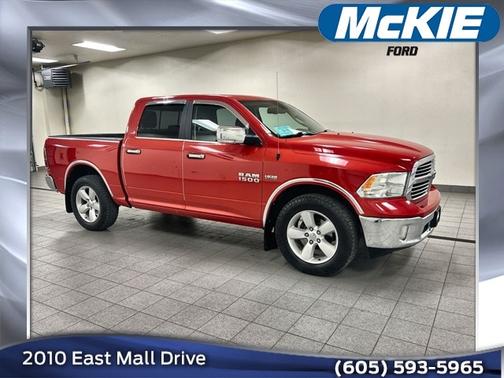 2017 RAM 1500 SLT