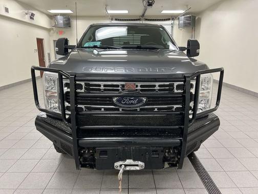 CARBONIZED GRAY 2024 Ford F-350 XLT