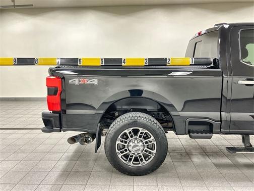 2023 Ford F-350 LIMITED