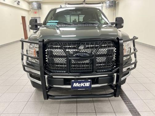 GUARD 2018 Ford F-150 XLT
