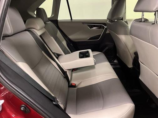 2021 Toyota RAV4 LIMITED