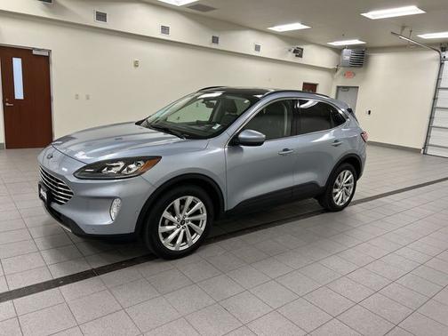 ICED BLUE SILVER METALLIC 2022 Ford Escape TITANIUM