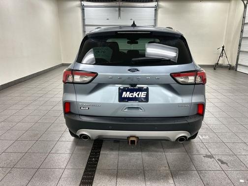 ICED BLUE SILVER METALLIC 2022 Ford Escape TITANIUM