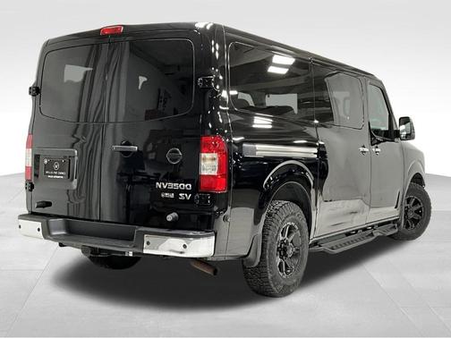 2018 Nissan NV Passenger NV3500 HD SV V6/SV V8