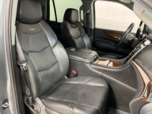 2018 Cadillac Escalade Premium Luxury