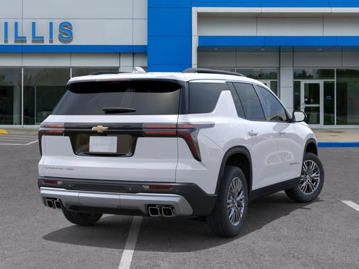 Summit White 2026 Chevrolet Traverse LT