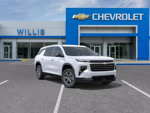Summit White 2026 Chevrolet Traverse LT